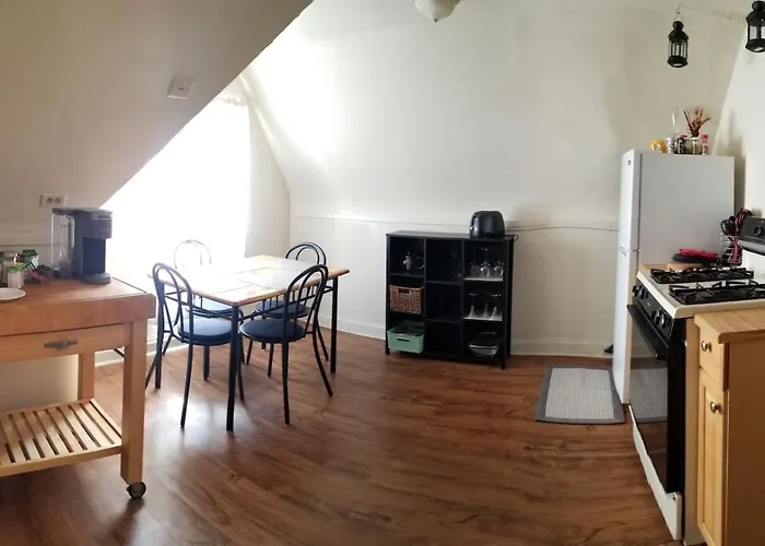 Apartment Mt Washington 4 Grandview Ave At Gazebo Park 1 Bedroom Penthouse Pittsburgh
