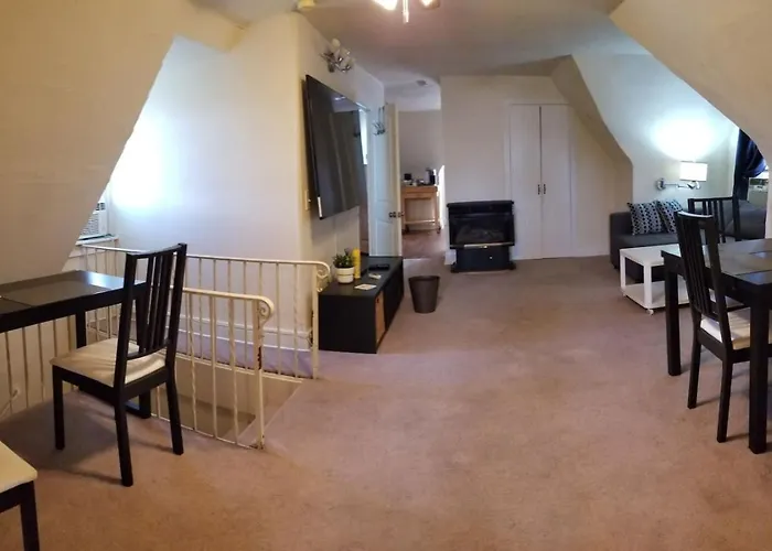 Mt Washington 4 Grandview Ave At Gazebo Park 1 Bedroom Penthouse Apartment