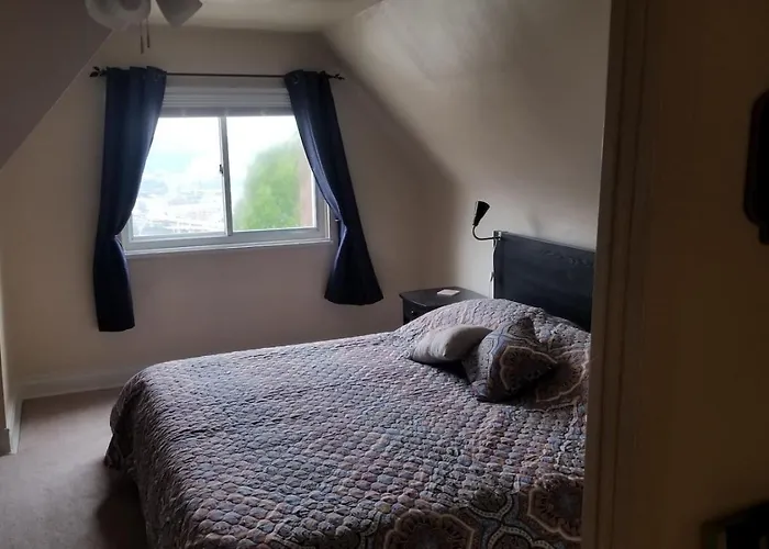 Mt Washington 4 Grandview Ave At Gazebo Park 1 Bedroom Penthouse